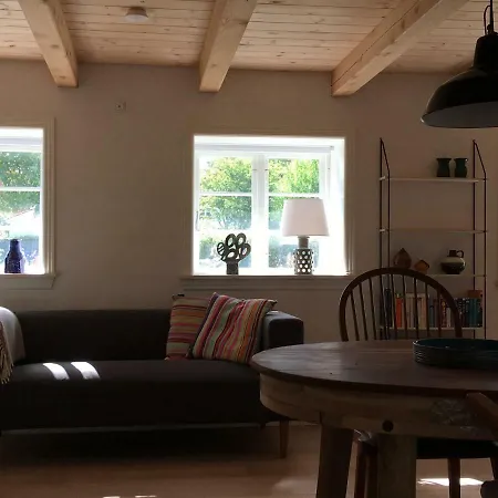 Larsens Lejre